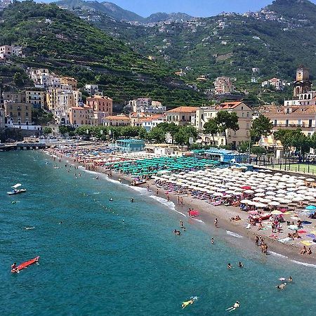 Vicaria By Amalfivacation Lägenhet Minori Exteriör bild